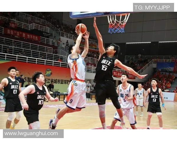 杭州篮球队挑战赛特别报道：从默默无闻到耀眼夺冠的奋斗之路